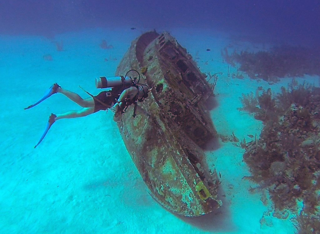 shipwreck diving